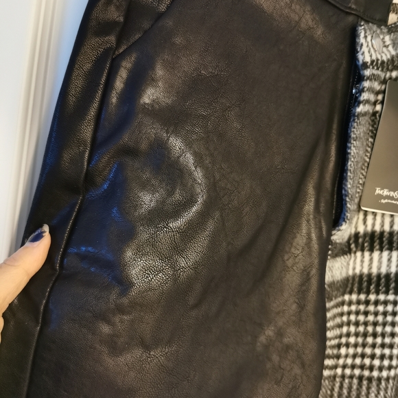 TWOTWINSTYLE Highwaist Asymmetrical Wool & PU pant - Picture 8 of 13